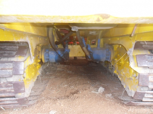 ขายรถเกี่ยวจ้าวช้าง ปี 53 สวยๆ พร้อมใช้งาน  ราคาต่อรองได้ ติดต่อช่างหมึก 087-5262494 และ 094-7452226