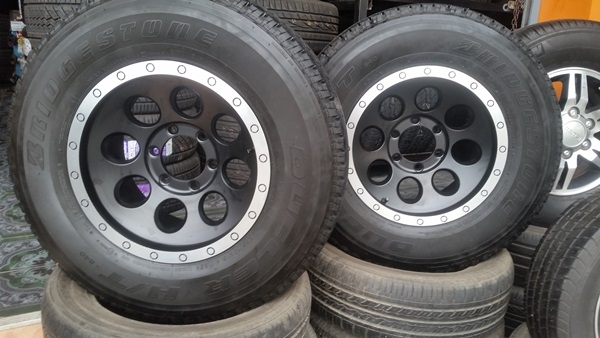 ขายล้อใหม่ขอบ16 6 รู หยดน้ำขอบเงา+ยาง\%265/70/16   4 ล้อ