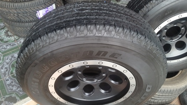 ขายล้อใหม่ขอบ16 6 รู หยดน้ำขอบเงา+ยาง\%265/70/16   4 ล้อ