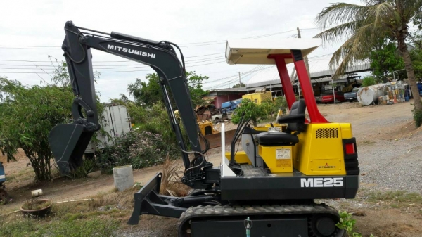 ขาย MITSUBISHI ME25 สภาพสวยพร้อมใช้ ราคาต่อรองได้ ติดต่อได้ที่คุณ อ๊อฟ พิจิตร 086-737-9991 ขาย MITSUBISHI ME25 สภาพสวยพร้อมใช้ ราคาต่อรองได้ ติดต่อได้ที่คุณ อ๊อฟ พิจิตร 086-737-9991