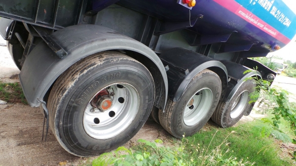 ขายด่วน!!! หางบรรทุกน้ำมัน 40,000 ลิตร 9 ช่อง สภาพพร้อมใช้งาน เอกสารครบพร้อมโอน ++ ติดต่อโดยตรงคุณตั้ม 081-9512529 ++