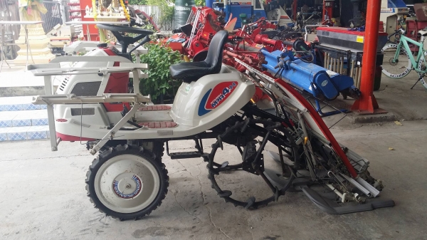 รถดำนานั่งขับ MITSUBISHI  รุ่น MPR4H เก่าญี่ปุ่น  ดำนา 4 แถว สภาพสวย