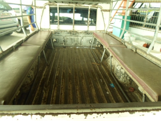 กะบะตอนเดียวถูกๆ 77000  0882668605