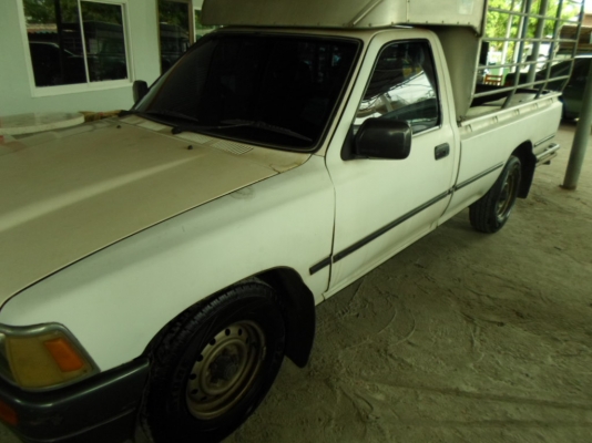 กะบะตอนเดียวถูกๆ 77000  0882668605