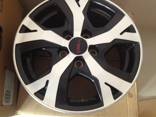 ขายล้อแม็ก TOYOTA VIOS YARIS 15" พร้อมยางทั้งชุด 6500 ขายล้อแม็ก TOYOTA VIOS YARIS 15" พร้อมยางทั้งชุด 6500
