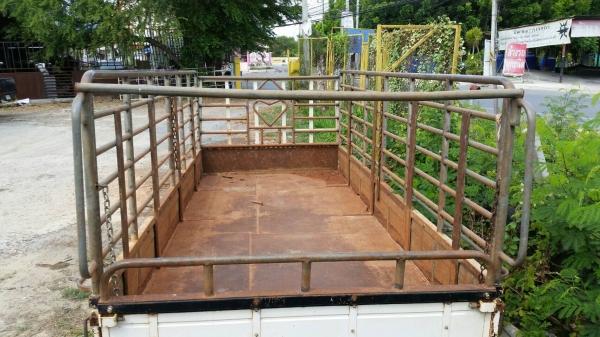 ขายกระบะหกล้อ NMR หรือ NKR ตามสภาพ