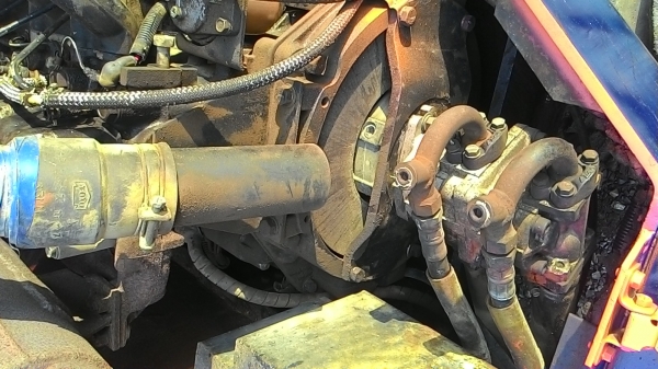 ขายรถขุด แบคโฮ nissan/hanix s&amp;b 30 ขนาด4.3ตัน เก่าญี่ปุ่นไม่เคยใช้งานในไทย  ขายด่วนครับ