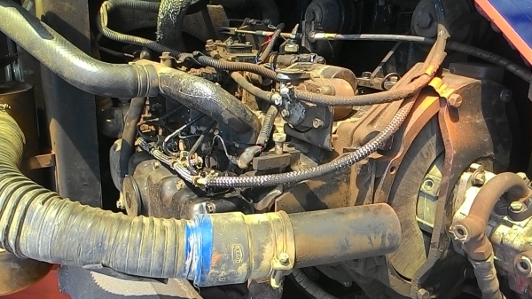 ขายรถขุด แบคโฮ nissan/hanix s&amp;b 30 ขนาด4.3ตัน เก่าญี่ปุ่นไม่เคยใช้งานในไทย  ขายด่วนครับ