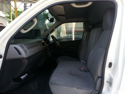 Toyota Hiace 2.5 D4D ECO (ตู้ทึบ) ปี 2006