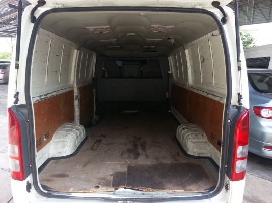Toyota Hiace 2.5 D4D ECO (ตู้ทึบ) ปี 2006