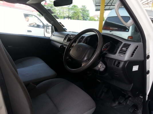 Toyota Hiace 2.5 D4D ECO (ตู้ทึบ) ปี 2006