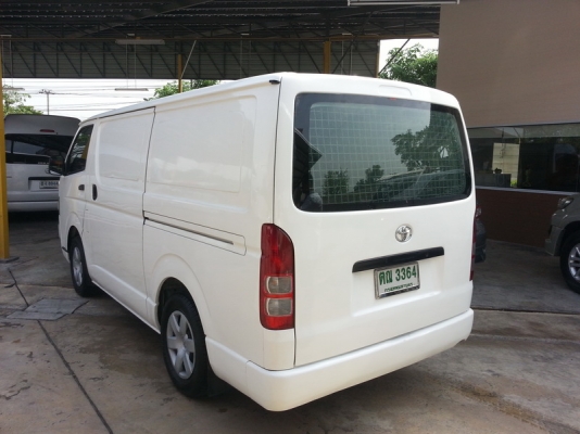 Toyota Hiace 2.5 D4D ECO (ตู้ทึบ) ปี 2006