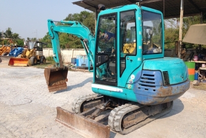 KUBOTA K-035 พร้อมหัวเก๋ง สวยๆจากญี่ปุ่น พร้อมใช้งานเลย โทร.090-986-2521 อ๊อบ KUBOTA K-035 พร้อมหัวเก๋ง สวยๆจากญี่ปุ่น พร้อมใช้งานเลย โทร.090-986-2521 อ๊อบ