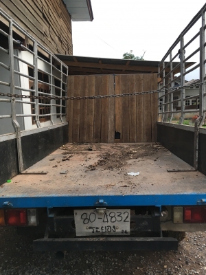 ISUZU TL 74  4 ล้อ  สภาพพร้อมใช้  โทร 0892121146