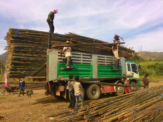 ขายหรือแลกรถขุด  ดาวน์พ่วงแม่ลูก ISUZU DECA 270Euro 2 650,000 พร้อมงานวิ่ง