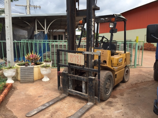 ขายโฟคลิฟต์ 3ตัน 160,000 รถใช้งานปกติ ด่วน !!