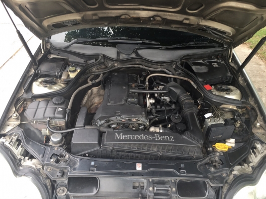 Mercedes-Benz C200 Kompressor w203 Elegance 2.0 Sedan ตัวท็อป ปี2004