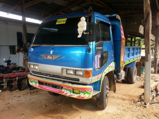 ขายรถดั้มHINO เครื่องWO6E 165แรง เครื่องดีแคชซีสวย ภายในสวย แอร์เย็น เอกสารใบอินวอย สนใจโทร 090-8588220คุณนะ 093-3258446คุณบิว หรือเข้าดูสินค้าอื่นๆได้ที่ www.narong2truck.com หรือ www.truck.in.th/498 หรือเพจFacebook ณรงค์ ซื้อขายรถมือสอง (เว็บไซต์ส่วนตัว