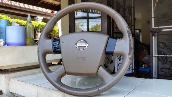 ขายพวงมาลัยยกคอ Skyline R34 ,, Celica ,, Impreza ,, Teana ,, V70 S60 S80 เก่าญี่ปุ่น