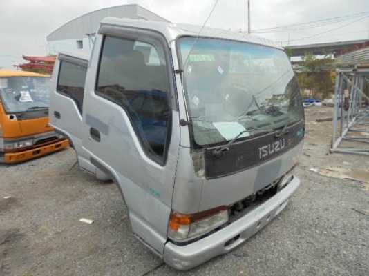ขายหัวเก๋ง ISUZU NPR หัวกว้าง รุ่น 120 แรง มีแหนบ คัสซี ราคา 82,000 บาท
