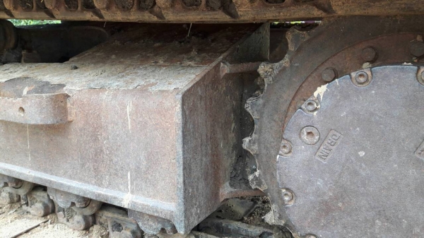 ขายรถแบคโฮ KOMATSU PC130-8 ไมล์ 7438 ชม.ราคา 1700000