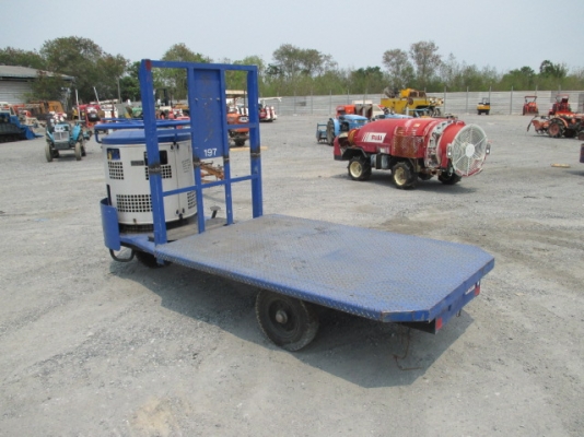 ขายรถขนส่งและลำเรียงสินค้า  ราคาคันละ 43,000 บาท