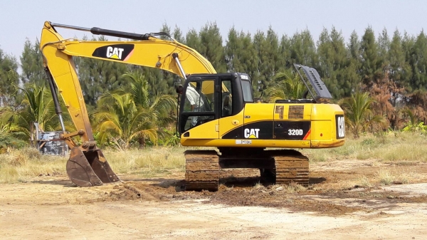 แบคโฮ CAT320D คอมมอลเรล กระบอกดำ ใช้งาน 5,xxx ชั่วโมง ซื้อมือหนึ่งจากเมโทรแคท เจ้าของใช้งานเอง ไม่รับงานนอก ไม่โหลด