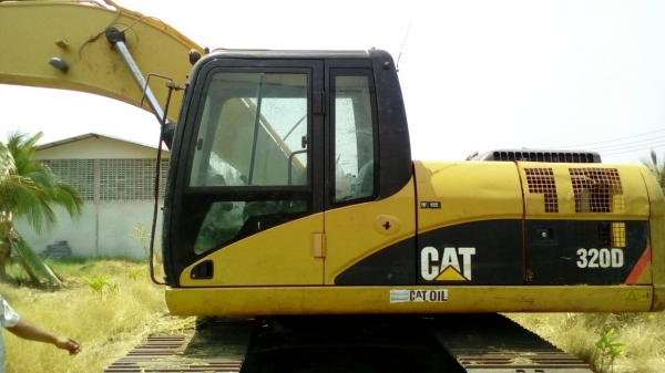 แบคโฮ CAT320D คอมมอลเรล กระบอกดำ ใช้งาน 5,xxx ชั่วโมง ซื้อมือหนึ่งจากเมโทรแคท เจ้าของใช้งานเอง ไม่รับงานนอก ไม่โหลด