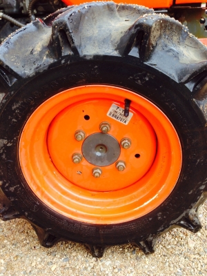 แทรกเตอร์ Kubota B2420 พร้อมโรตารี่ตราช้าง รับประกันคุนภาพรถ ชั่วโมงการใช้งาน291 แทรกเตอร์ Kubota B2420 พร้อมโรตารี่ตราช้าง รับประกันคุนภาพรถ ชั่วโมงการใช้งาน291