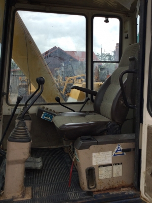 ต้องการขายรถขุดดิน