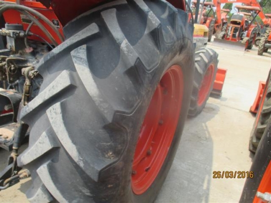 ขายแทรกเตอร์ KUBOTA M6040 รถสวยสภาพดีมากครับ คุ้มราคาสุดๆ