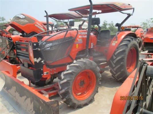 ขายแทรกเตอร์ KUBOTA M6040 รถสวยสภาพดีมากครับ คุ้มราคาสุดๆ