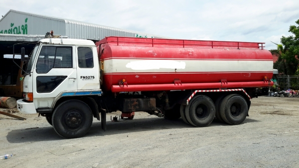 ขาย10ล้อFuso FN527M-AXXXXX(เครื่อง6D17)  200แรงม้า พร้อมแท้งค์