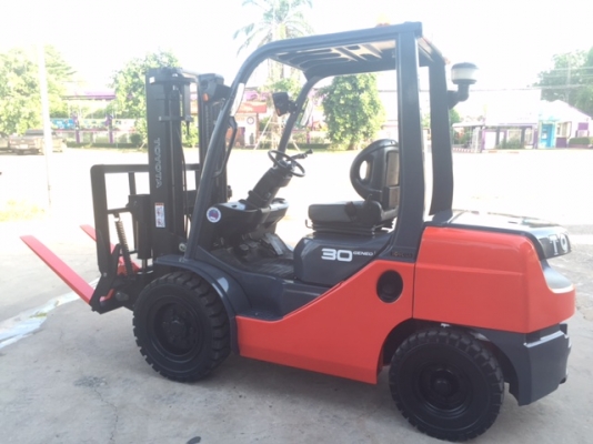 ขายรถโฟลคลิฟท์( เครื่องยนต์ใหม่ล่าสุด) TOYOTA 52-8FD30 ,รถใช้งานมา 3 พันกว่าชั่วโมง,เกียร์ออโต, เครื่องยนต์ดีเซล 2Z , เสายกสูง 3 เมตร , รถนำเข้าจากญี่ปุ่น 100\% ขายรถโฟลคลิฟท์( เครื่องยนต์ใหม่ล่าสุด) TOYOTA 52-8FD30 ,รถใช้งานมา 3 พันกว่าชั่วโมง,เกียร์ออโต, เครื่องยนต์ดีเซล 2Z , เสายกสูง 3 เมตร , รถนำเข้าจากญี่ปุ่น 100\%