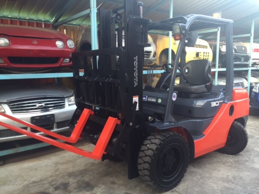 ขายรถโฟลคลิฟท์( เครื่องยนต์ใหม่ล่าสุด) TOYOTA 52-8FD30 ,รถใช้งานมา 3 พันกว่าชั่วโมง,เกียร์ออโต, เครื่องยนต์ดีเซล 2Z , เสายกสูง 3 เมตร , รถนำเข้าจากญี่ปุ่น 100\% ขายรถโฟลคลิฟท์( เครื่องยนต์ใหม่ล่าสุด) TOYOTA 52-8FD30 ,รถใช้งานมา 3 พันกว่าชั่วโมง,เกียร์ออโต, เครื่องยนต์ดีเซล 2Z , เสายกสูง 3 เมตร , รถนำเข้าจากญี่ปุ่น 100\%