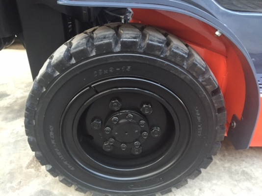 ขายรถโฟลคลิฟท์( เครื่องยนต์ใหม่ล่าสุด) TOYOTA 52-8FD30 ,รถใช้งานมา 3 พันกว่าชั่วโมง,เกียร์ออโต, เครื่องยนต์ดีเซล 2Z , เสายกสูง 3 เมตร , รถนำเข้าจากญี่ปุ่น 100\% ขายรถโฟลคลิฟท์( เครื่องยนต์ใหม่ล่าสุด) TOYOTA 52-8FD30 ,รถใช้งานมา 3 พันกว่าชั่วโมง,เกียร์ออโต, เครื่องยนต์ดีเซล 2Z , เสายกสูง 3 เมตร , รถนำเข้าจากญี่ปุ่น 100\%