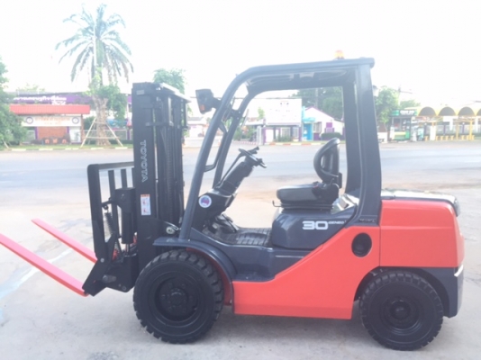 ขายรถโฟลคลิฟท์( เครื่องยนต์ใหม่ล่าสุด) TOYOTA 52-8FD30 ,รถใช้งานมา 3 พันกว่าชั่วโมง,เกียร์ออโต, เครื่องยนต์ดีเซล 2Z , เสายกสูง 3 เมตร , รถนำเข้าจากญี่ปุ่น 100\% ขายรถโฟลคลิฟท์( เครื่องยนต์ใหม่ล่าสุด) TOYOTA 52-8FD30 ,รถใช้งานมา 3 พันกว่าชั่วโมง,เกียร์ออโต, เครื่องยนต์ดีเซล 2Z , เสายกสูง 3 เมตร , รถนำเข้าจากญี่ปุ่น 100\%