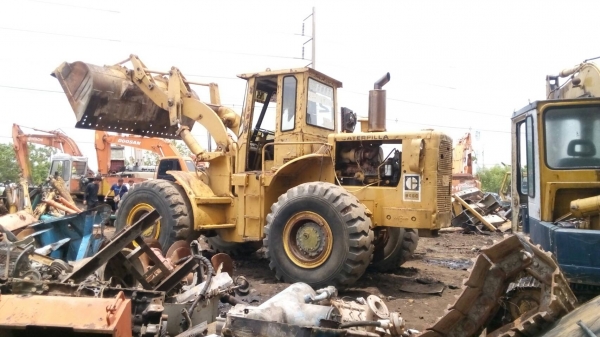 ขายรถตักล้อยาง CAT-966-C สภาพสวย เอกสารเล่มทะเบียนทล ออยหม้อนํ้า เครื่อง สนใจรีบนะคับ