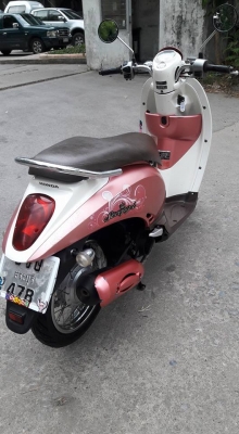 ขายลูกเดียว scoopy ปี2553 ราคาเบาๆ มีเล่มครบ