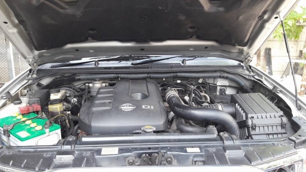 รถกระยะ4ประตู Nissan Navara  ปี10 เกียร์ธรรมดา มือเดียว. สภาพสวย บางเดิม ราคา 320,000 บ. จัดแนนซ์ได้ 350,000 บ.