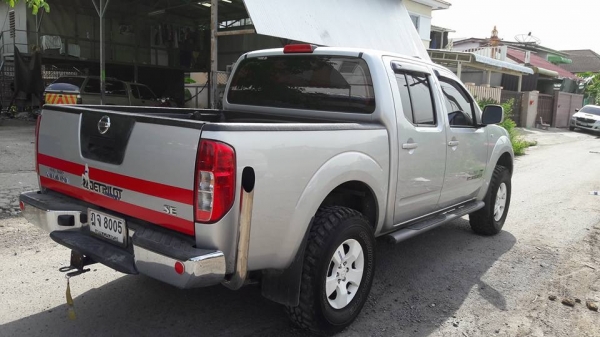 รถกระยะ4ประตู Nissan Navara  ปี10 เกียร์ธรรมดา มือเดียว. สภาพสวย บางเดิม ราคา 320,000 บ. จัดแนนซ์ได้ 350,000 บ.