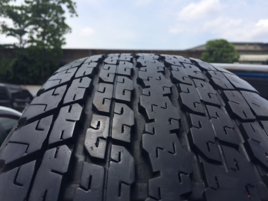 ขายยาง บริดสโตน 255/65/ R17 2500 บาท ขายยาง บริดสโตน 255/65/ R17 2500 บาท