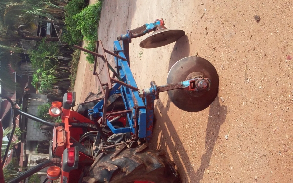 ผานยกร่อง. ร่องอ้อย ร่องมัน ผานยกร่อง. ร่องอ้อย ร่องมัน