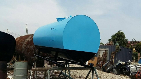 ถังน้ำมัน 5,000 ลิตร สภาพดีสวยแจ่ม ขาย 30,000 / ร้านวินิตรครับ ถังน้ำมัน 5,000 ลิตร สภาพดีสวยแจ่ม ขาย 30,000 / ร้านวินิตรครับ