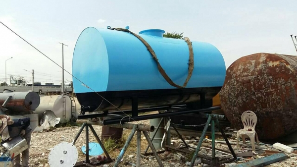 ถังน้ำมัน 5,000 ลิตร สภาพดีสวยแจ่ม ขาย 30,000 / ร้านวินิตรครับ