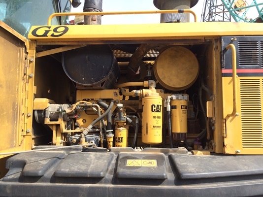 ถึงไทยแล้วครับ 140H#APM01671 ปี2004 18,594ชม.รวมติดScarifierมือ1 ถึงไทยแล้วครับ 140H#APM01671 ปี2004 18,594ชม.รวมติดScarifierมือ1