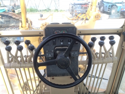 ถึงไทยแล้วครับ 140H#APM01671 ปี2004 18,594ชม.รวมติดScarifierมือ1 ถึงไทยแล้วครับ 140H#APM01671 ปี2004 18,594ชม.รวมติดScarifierมือ1