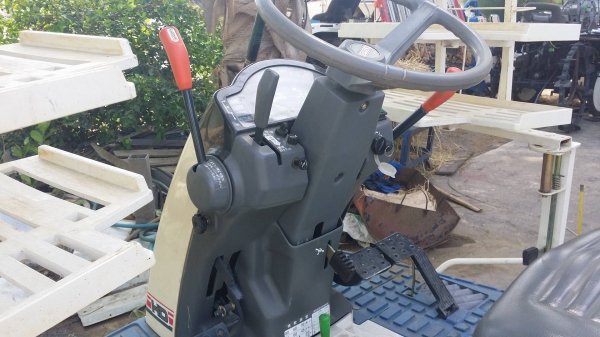 รถดำนานั่งขับ ISEKI  รุ่น PA600HD เก่าญี่ปุ่น  ดำนา 6 แถว สภาพสวย เครื่องยนต์ติดง่าย สภาพสวยพร้อมใช้งาน