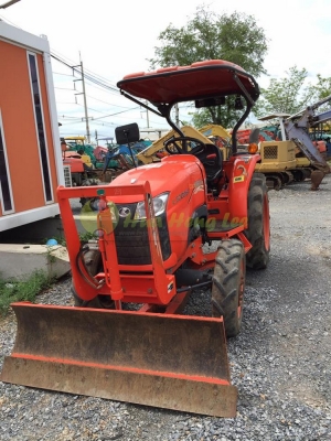 รถไถมือ2 ราคาถูกรุ่น KUBOTA L3208SP