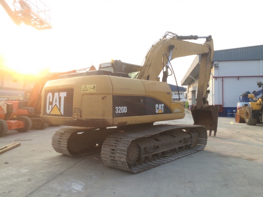 CAT 320D ปี2007 5,133ชม. แทรค80 นำเข้าญี่ปุ่นครับ CAT 320D ปี2007 5,133ชม. แทรค80 นำเข้าญี่ปุ่นครับ
